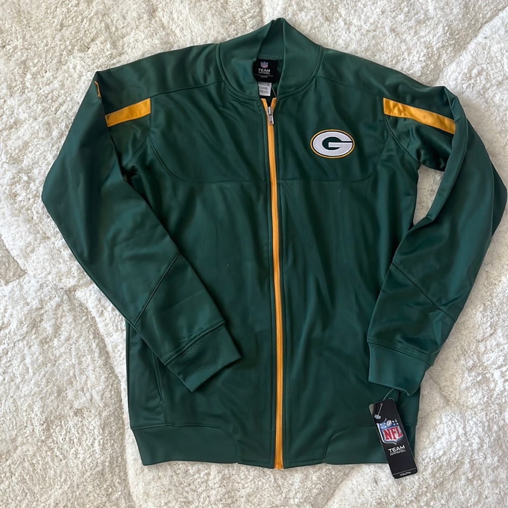 Youth Green Bay Packers jacket. Size large. New!
